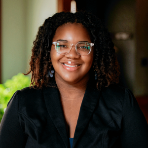Ariel Thompson headshot